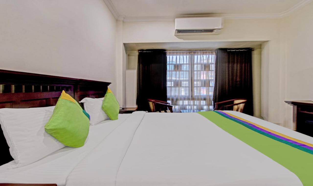 Treebo Prince Hotel Kottayam Buitenkant foto