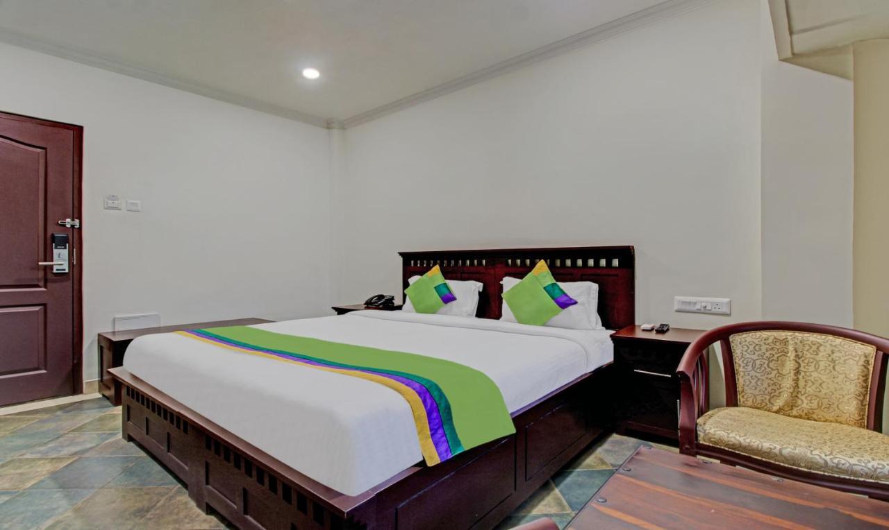 Treebo Prince Hotel Kottayam Buitenkant foto