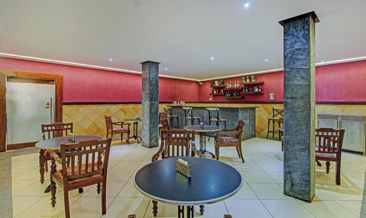 Treebo Prince Hotel Kottayam Buitenkant foto