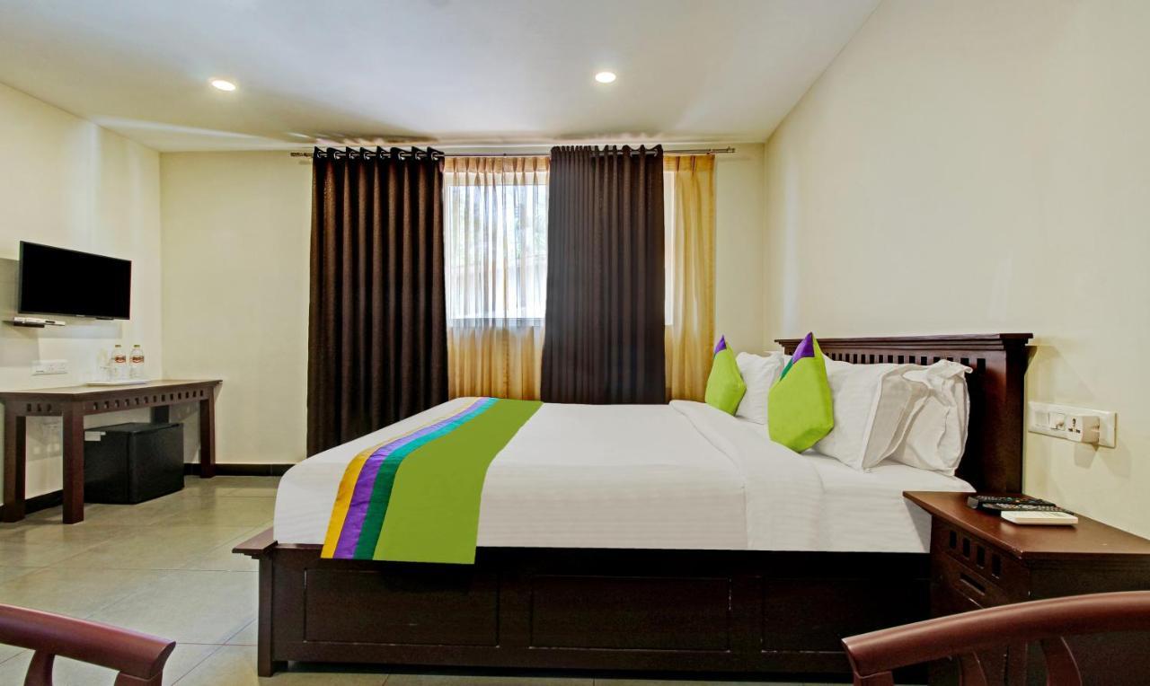 Treebo Prince Hotel Kottayam Buitenkant foto