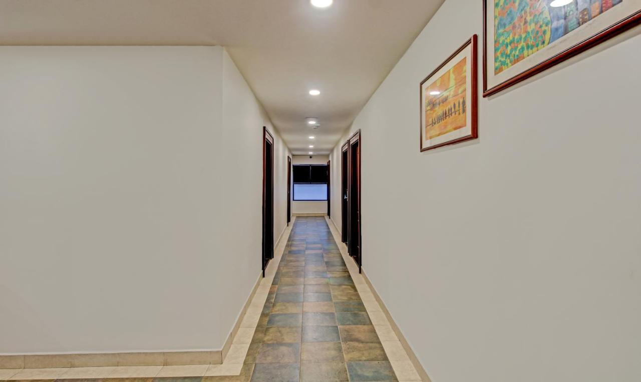 Treebo Prince Hotel Kottayam Buitenkant foto